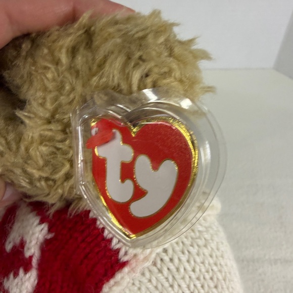 Ty Attic Treasures Bear 1999 Maple Leaf Sweater Canada Plush ~9” - Picture 9 of 10